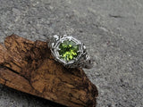 18k white gold c.1920's c.1930's Deco peridot ring
