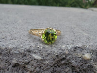 14k gold c.1920's c.1930's filigree solitaire peridot ring