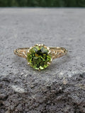 14k gold c.1920's c.1930's filigree solitaire peridot ring