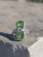 14k white gold vintage Peridot dragonfly filigree ring