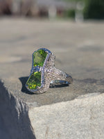 14k white gold vintage Peridot dragonfly filigree ring