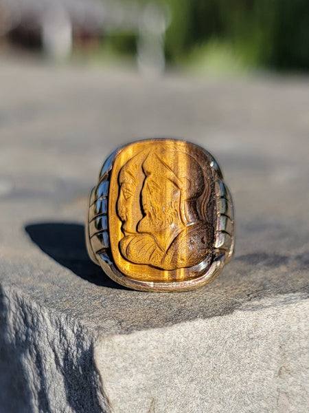 10k gold Deco carved Tiger's eye trojan warrior estate ring