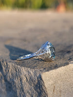 14k white gold c.1920's filigree Aquamarine ring