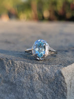 14k white gold c.1920's filigree Aquamarine ring