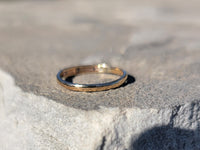 14k gold two tone 3 diamond estate Deco band ring