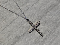 18ct gold two tone Art Deco c.20's c.30's diamond CROSS pendant necklace