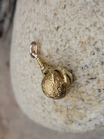 14k yellow gold Eagle Talon Claw Ball estate pendant necklace