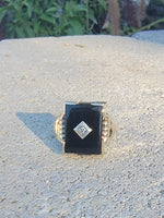 10k gold vintage Deco Black ONYX & diamond Ring