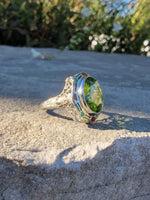 10k white gold c.1920's Art Deco filigree peridot & enamel ring