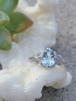 14k white gold c.1920's filigree Aquamarine ring