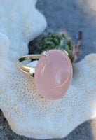 10k gold Deco cabochon rose quartz ring