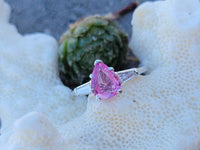 Platinum pink sapphire & diamond estate ring