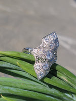 Platinum Art Deco c.1920's diamond filigree glove shield ring