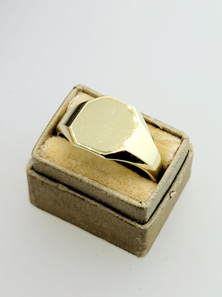 10k gold estate signet ring