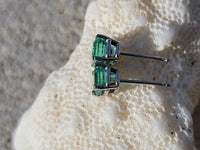 14k white gold asscher cut emeralds stud earrings NEW