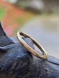 18k gold 2mm vintage engraved wedding band - size 6
