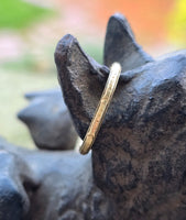 18k gold 2mm vintage engraved wedding band - size 6