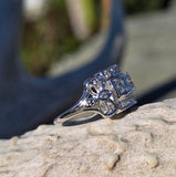 14k white gold BOW motif diamond estate ring band