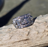 14k white gold BOW motif diamond estate ring band