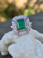 Platinum & 18k gold to tone Emerald & Diamond estate Deco ring