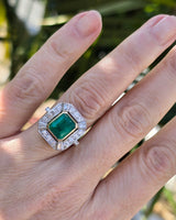 Platinum & 18k gold to tone Emerald & Diamond estate Deco ring