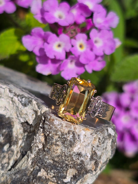 Victorian gold emerald cut citrine antique ring