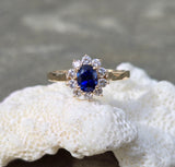 18k gold blue sapphire & diamond estate ring