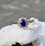 18k gold blue sapphire & diamond estate ring