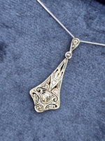 Silver top & 9ct gold two tone Edwardian diamond pendant necklace lavaliere