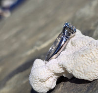 14k white gold blue sapphire & diamond estate ring