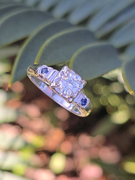 14k white gold blue sapphire & diamond estate ring