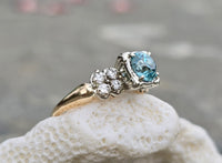 14k gold two tone natural blue zircon & diamond estate ring