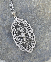 14k white gold Deco c.1920's diamond filigree necklace pendant