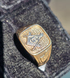 10k gold two tone vintage Deco Masonic Freemason Ring