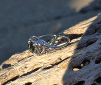 18k white gold c.1920's green tourmaline filigree vintage estate ring