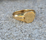 18k gold estate signet ring