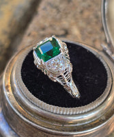 18k white gold emerald and diamond estate Art Deco vintage filigree antique ring