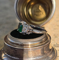 18k white gold emerald and diamond estate Art Deco vintage filigree antique ring
