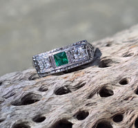 18k white gold emerald and diamond estate Art Deco vintage filigree antique ring