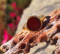 18ct gold estate carnelian signet ring - hallmarks