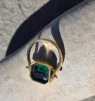 18k gold Victorian green glass intaglio FLIP antique ring