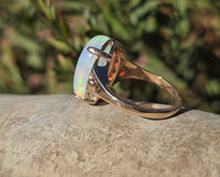 14k yellow gold Ethiopian opal estate ring