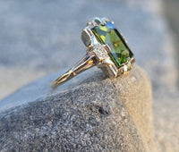 10k gold vintage emerald cut peridot ring