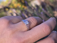 18k gold white gold c.1920's DECO filigree diamond ring - apx .22ct