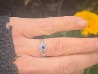 14k white gold filigree Deco ceylon sapphire antique ring
