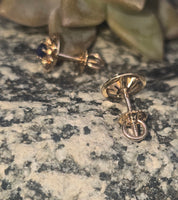 14k gold sapphire floral flower estate studs