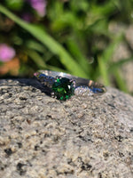 platinum tzavorite garnet and diamond estate ring