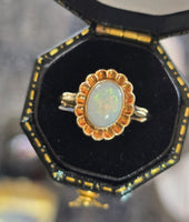 10k gold opal estate ring