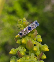 18ct gold two tone Deco estate diamond & sapphire ring - band