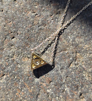 18k gold diamond bezel diamond pendant necklace